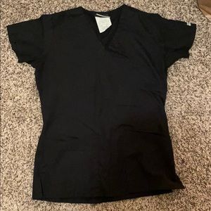 Butter Soft UA Black Scrub Top in Size XS